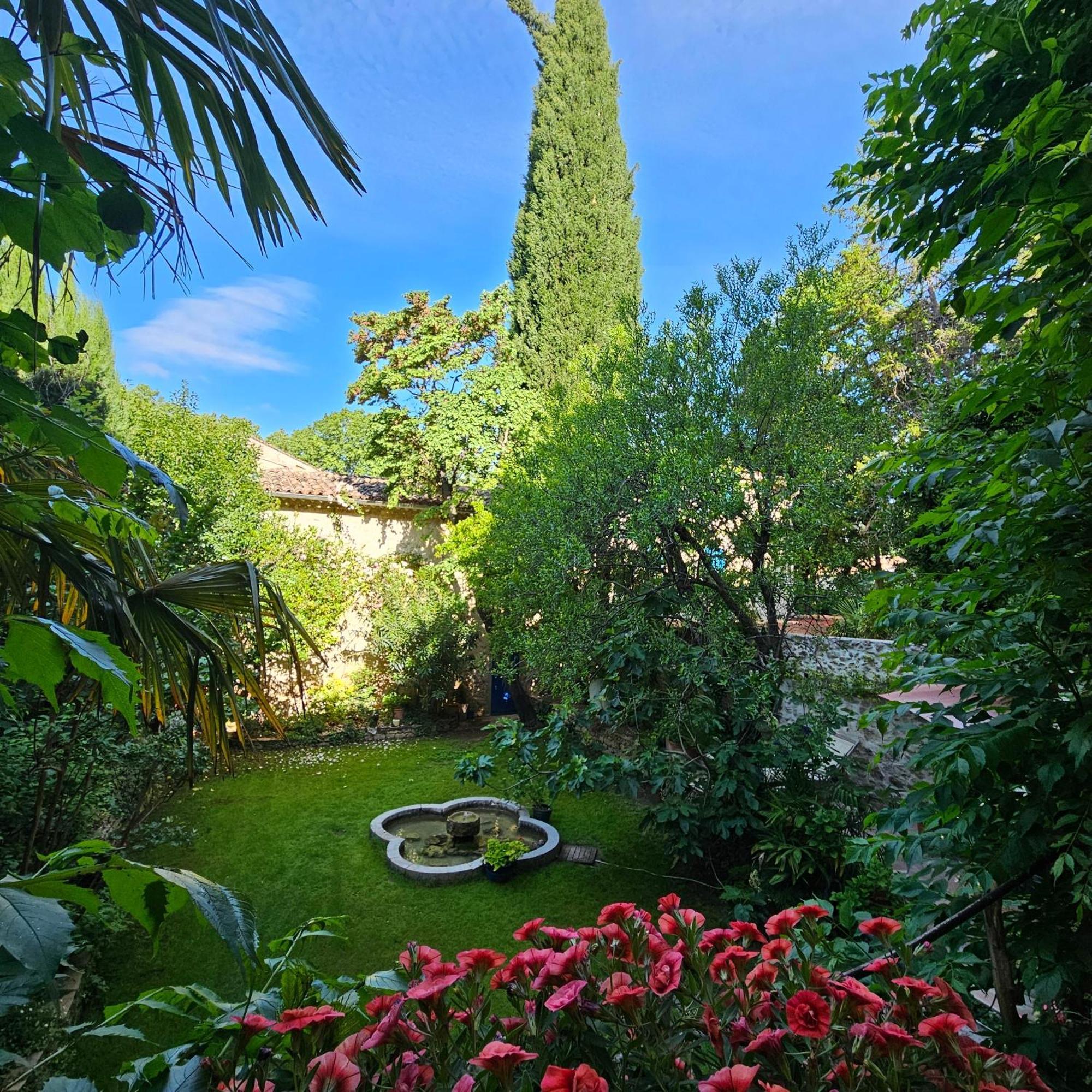 La Cordeline Bed & Breakfast Brignoles Eksteriør bilde